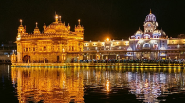 Shalok-Third-Mehl-O-Nanak-Forsaking-The-Name-He-Loses-Everything-In-This-World-And-The-Next-