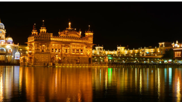 Jaitsaree-Mahalaa-4-Ghar-1-Choupade-Ik-Oankaar-Satgur-Parsaad-Mere-Heeare-Ratan-Naam-Har-Basiaa-Gur-Haathh-Dhhariou-Mere-Maathhaa-